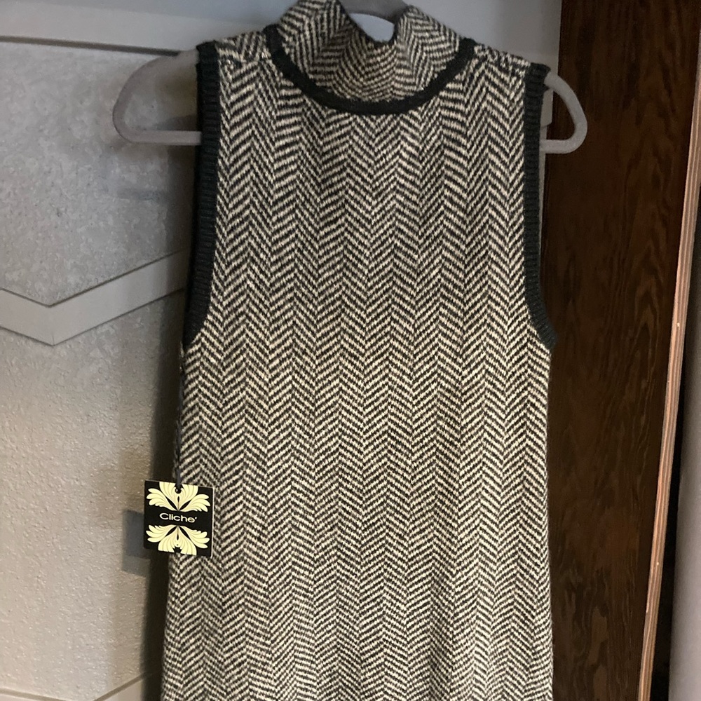 Cliche Mock-neck sweater dress Sz L